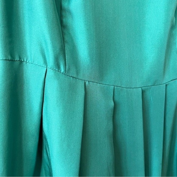 NWT MARTIN + OSA DRESS 0 EMERALD GREEN PROM ENGAGEMENT SILK TWEEN PLEATS BUBBLE - Picture 6 of 13